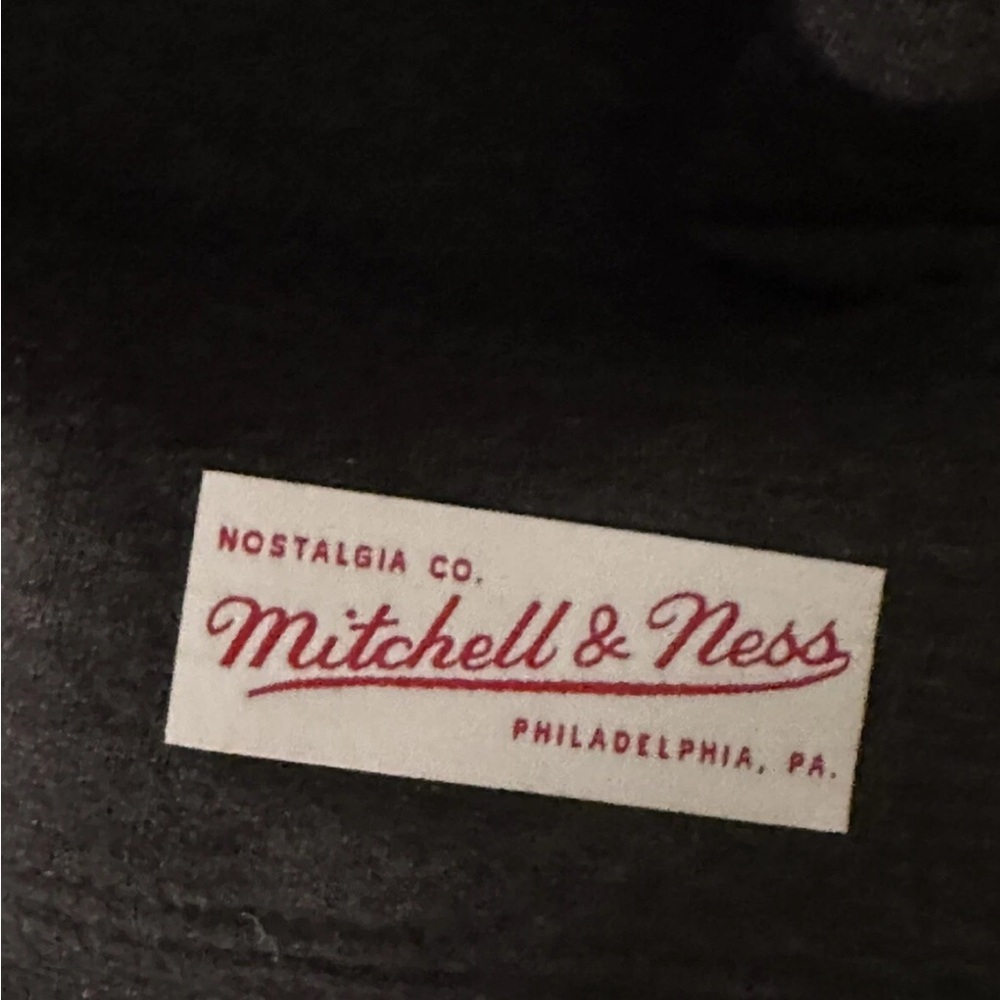 Mitchell & Ness Men’s Large Lg New York Rangers Logo Pullover Hoodie Black NWT - Picture 4 of 5